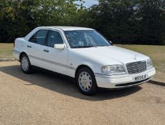 1994 MERCEDES C200 AUTO