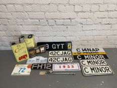 A mixed lot comprising,