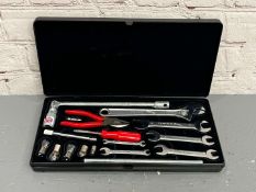 Jaguar XJ Tool Kit