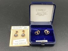 A mixed lot of jewellery comprising,&nbsp;