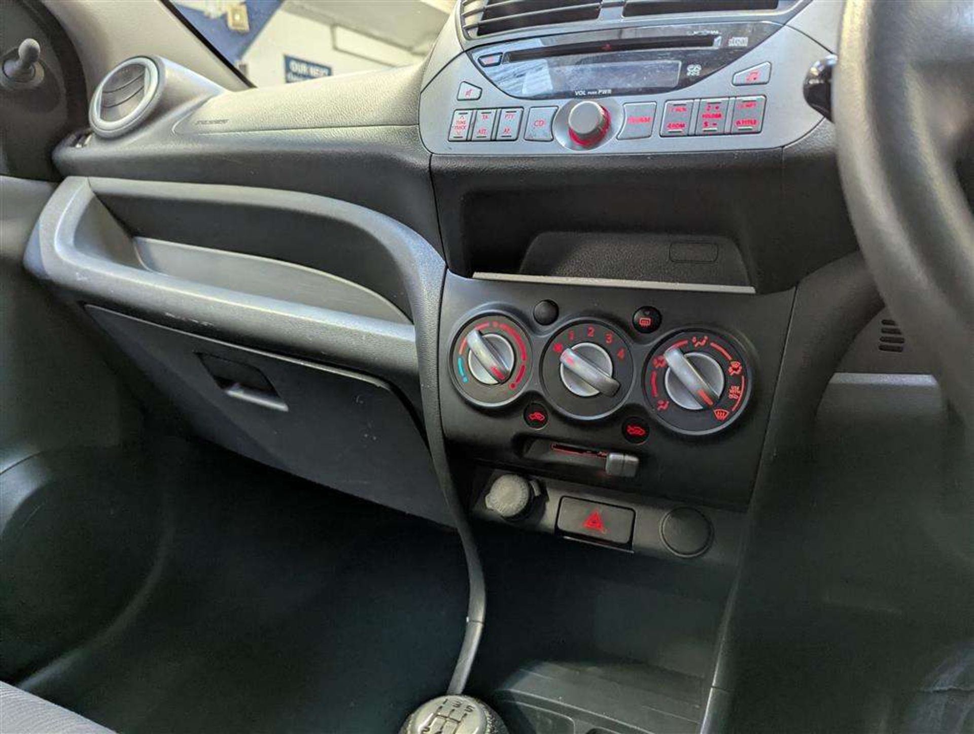 2013 SUZUKI ALTO SZ - Image 27 of 29