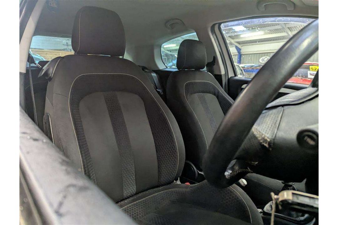 2011 FIAT PUNTO EVO SPORTING MULTIJ - Image 15 of 23