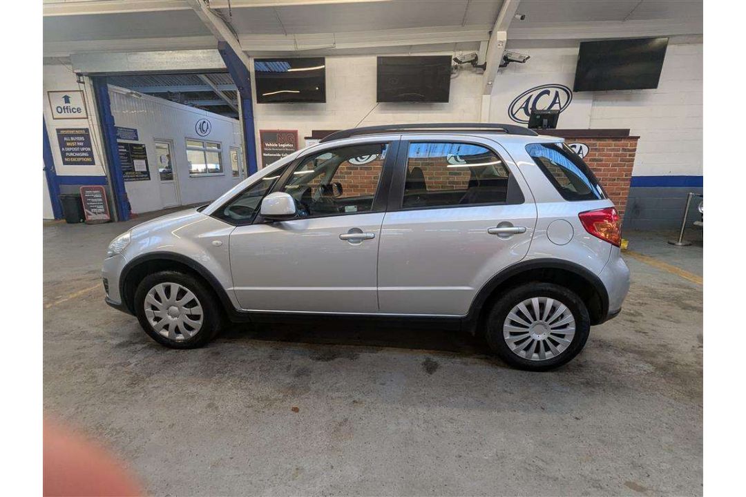 2013 SUZUKI SX4 SZ3 - Image 2 of 29