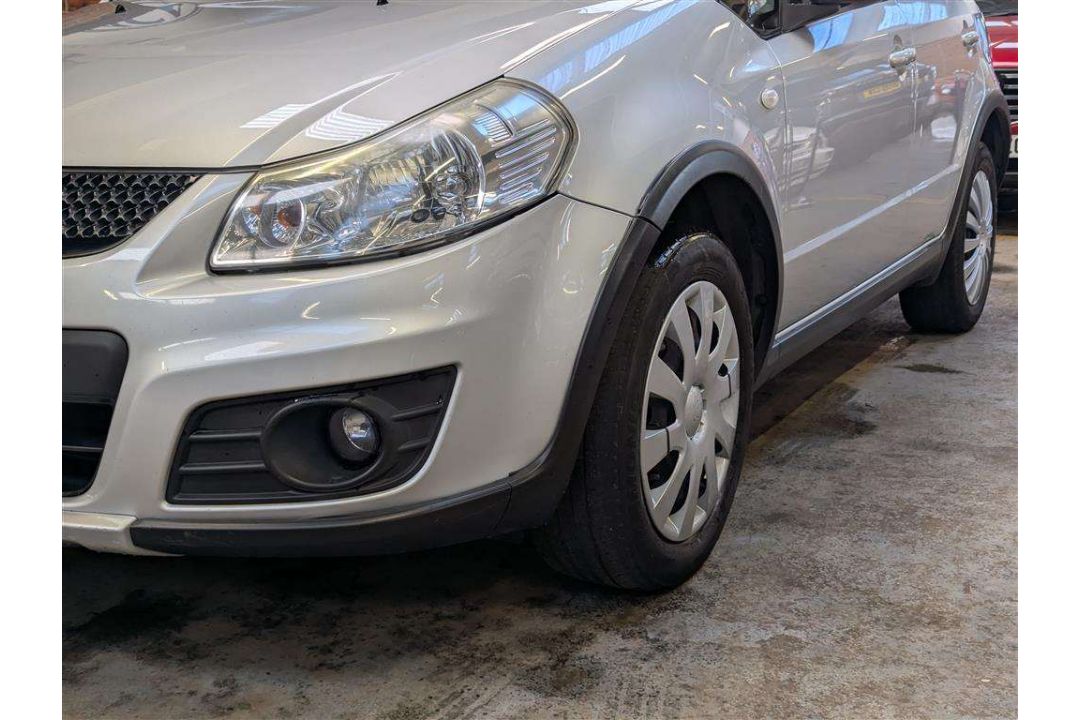 2013 SUZUKI SX4 SZ3 - Image 13 of 29