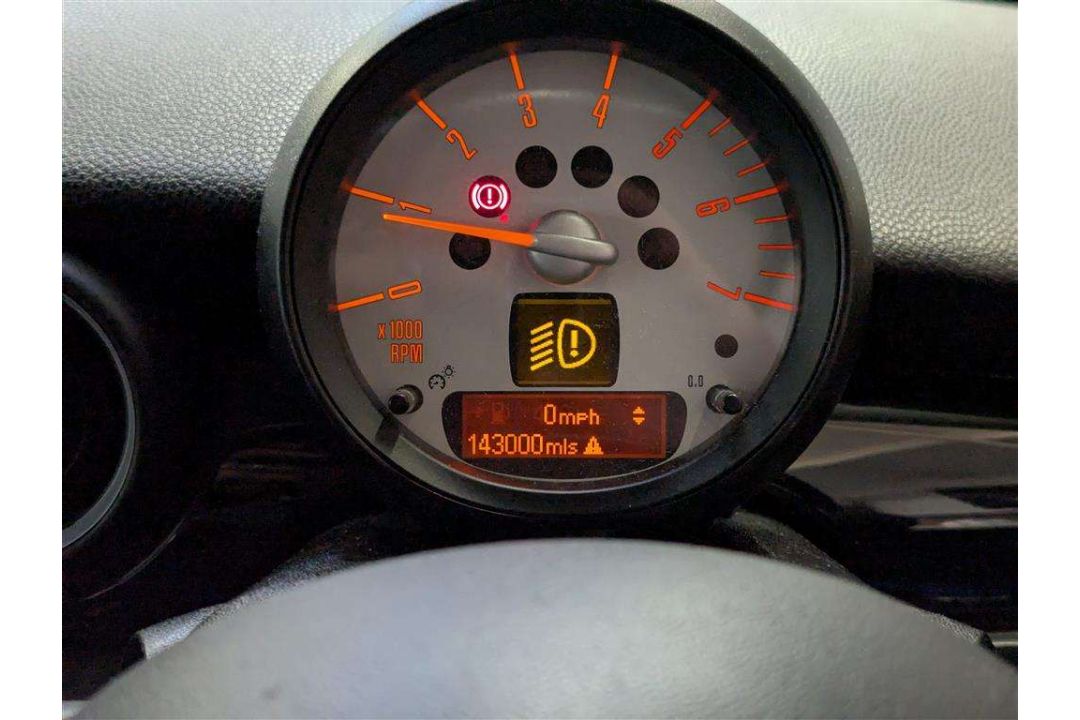 2012 MINI ONE D - Image 27 of 29