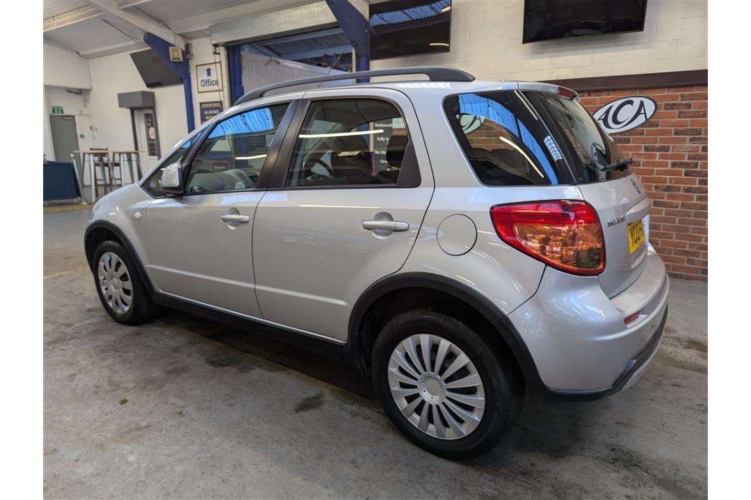 2013 SUZUKI SX4 SZ3 - Image 12 of 29