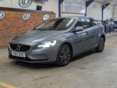 2017 VOLVO V40 MOMENTUM NAV + D3