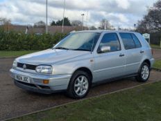 1998 VOLKSWAGEN GOLF GL AUTO