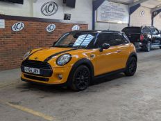 2014 MINI COOPER