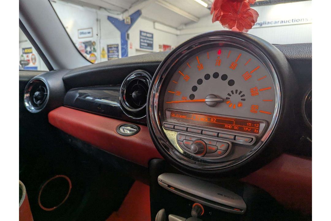 2008 MINI COOPER D CLUBMAN - Image 25 of 27