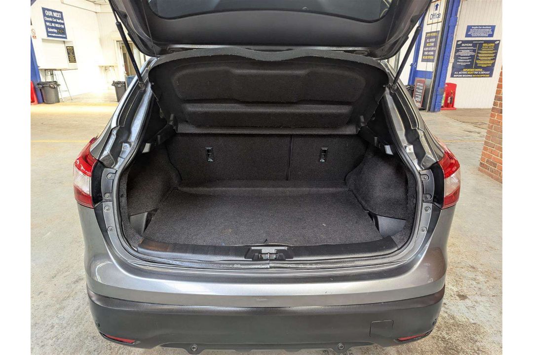 2015 NISSAN QASHQAI N-TEC + DIG-T - Image 17 of 28
