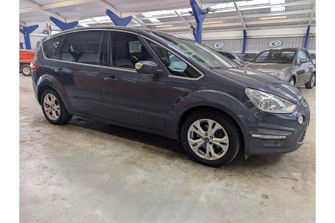 2011 FORD S-MAX TITANIUM TDCI AUTO - Image 9 of 28