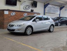 2010 VAUXHALL ASTRA SE