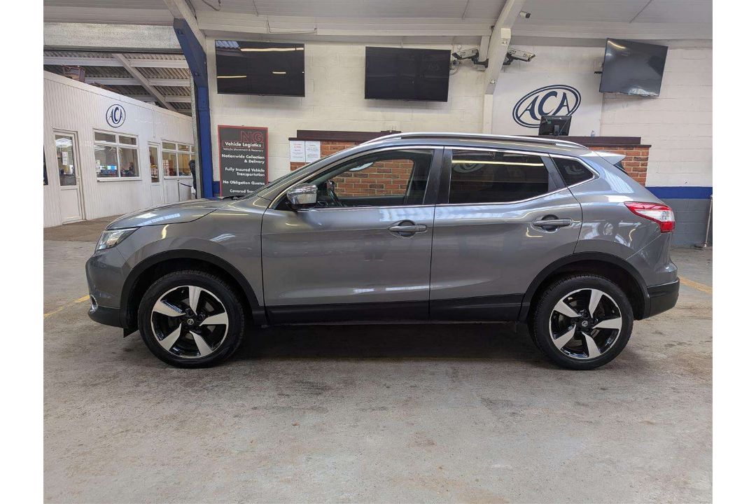 2015 NISSAN QASHQAI N-TEC + DIG-T - Image 2 of 28
