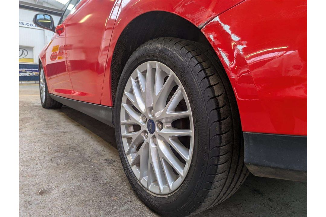2014 FORD FOCUS ZETEC 125 AUTO - Image 12 of 27