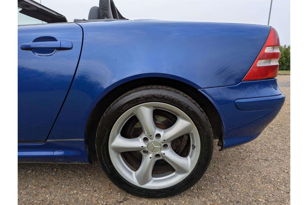 2004 MERCEDES SLK 230 KOMPRESSOR AUTO - Image 11 of 30