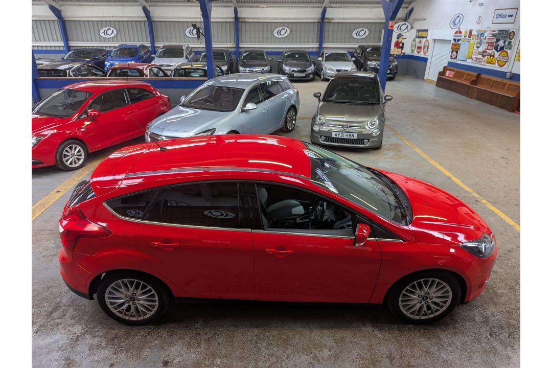 2014 FORD FOCUS ZETEC 125 AUTO - Image 6 of 27