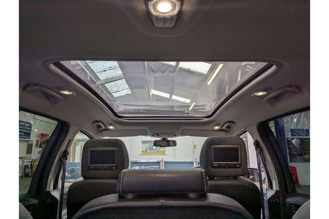 2011 FORD S-MAX TITANIUM TDCI AUTO - Image 10 of 28