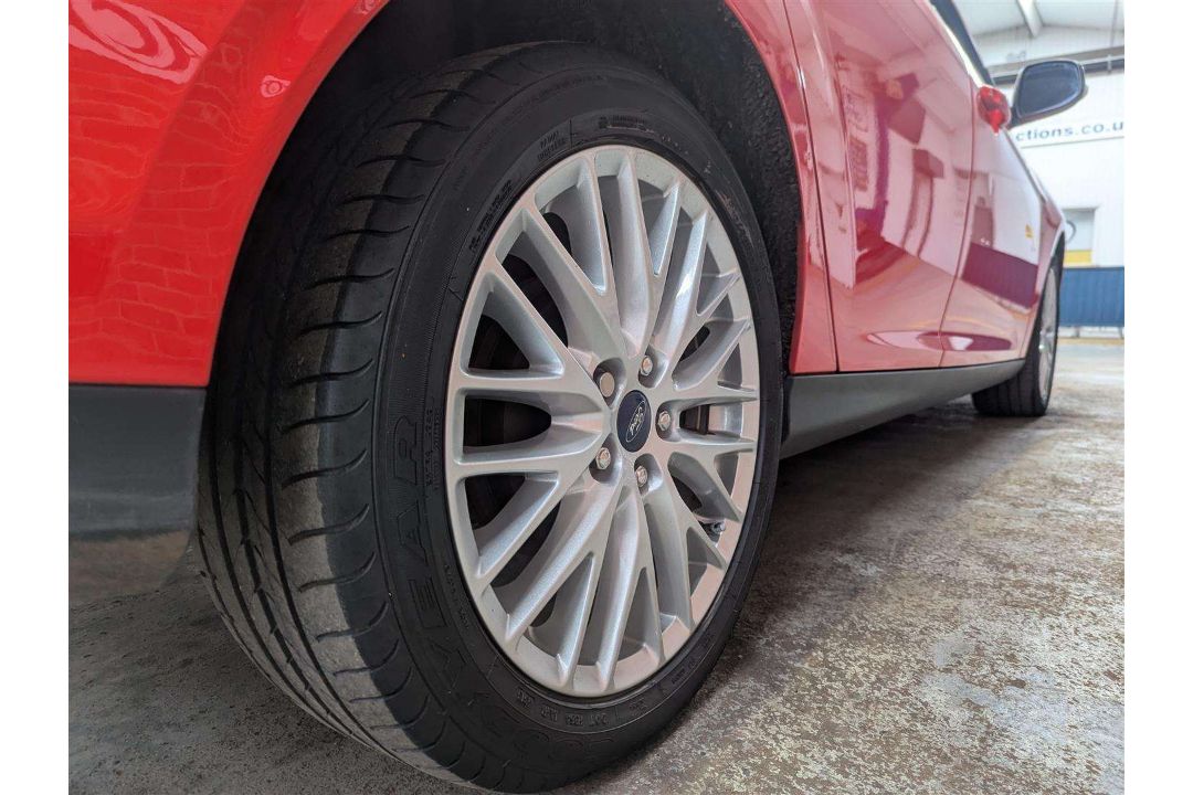 2014 FORD FOCUS ZETEC 125 AUTO - Image 22 of 27