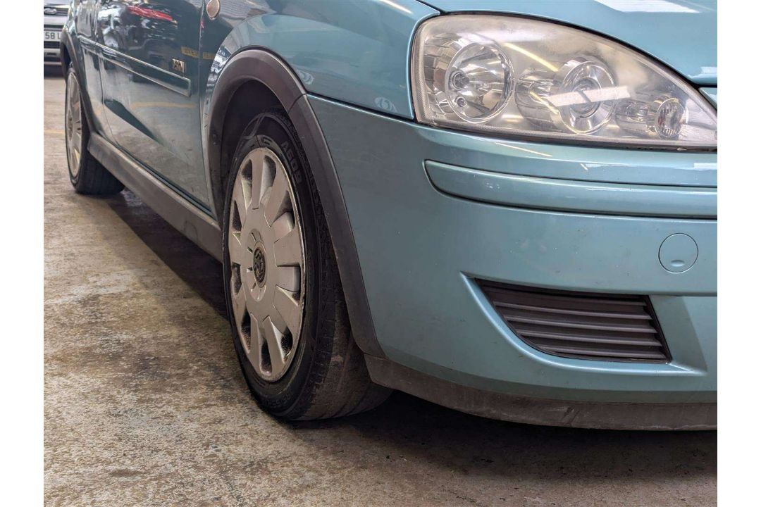 2005 VAUXHALL CORSA DESIGN 16V AUTO - Image 14 of 27