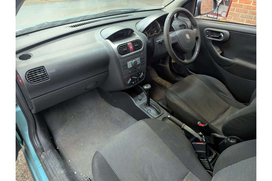 2005 VAUXHALL CORSA DESIGN 16V AUTO - Image 19 of 27