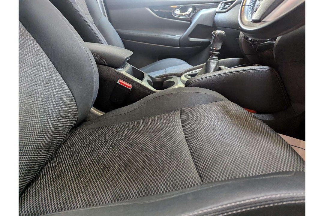 2015 NISSAN QASHQAI N-TEC + DIG-T - Image 10 of 28