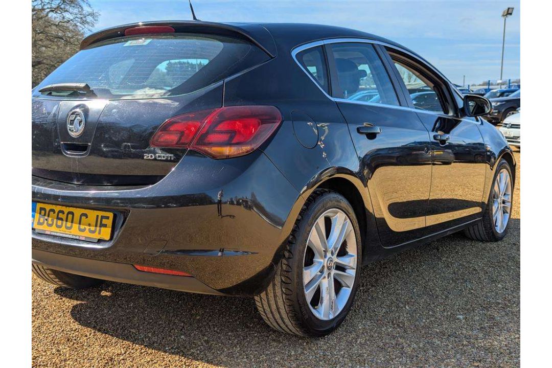 2010 VAUXHALL ASTRA SRI CDTI 157 - Image 9 of 28