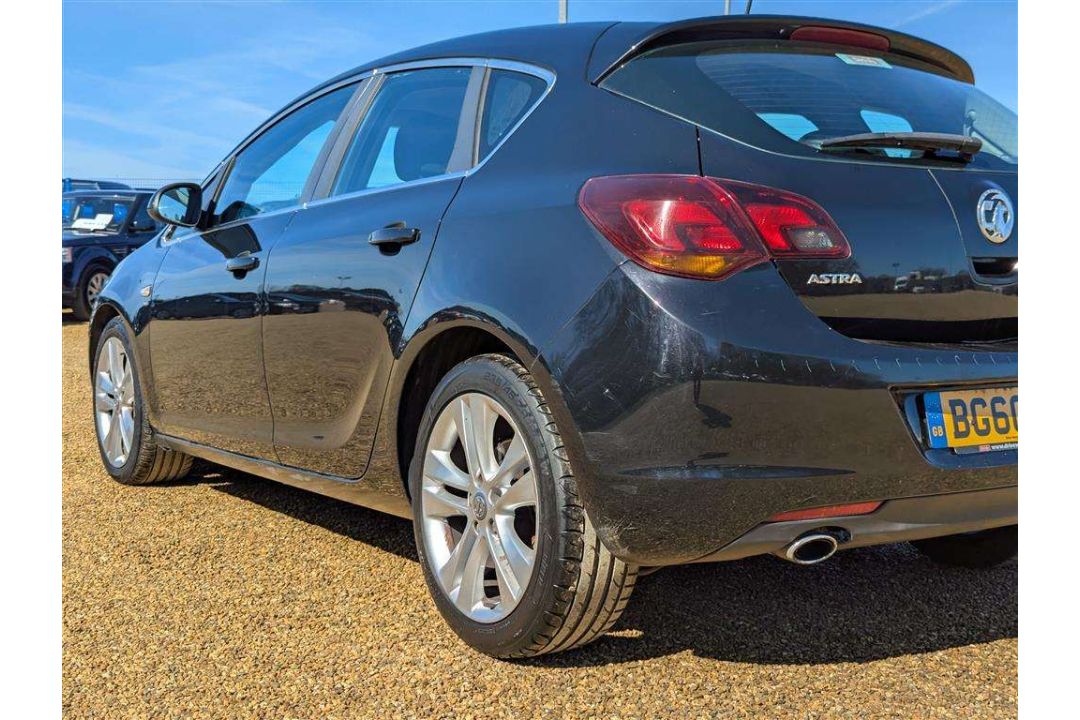 2010 VAUXHALL ASTRA SRI CDTI 157 - Image 5 of 28