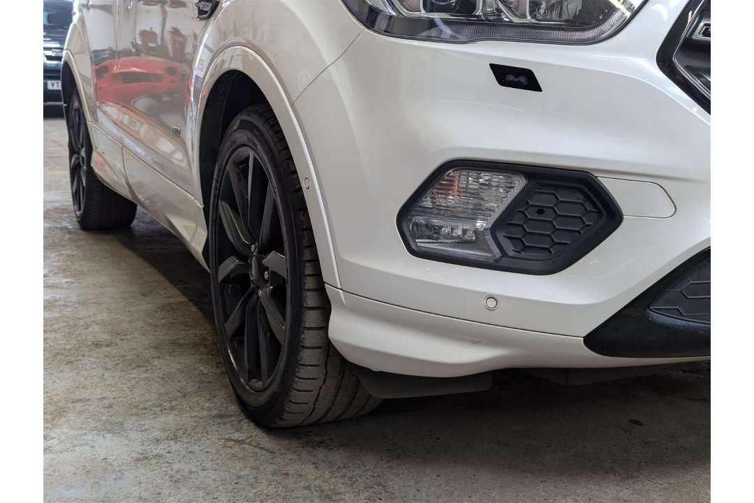 2018 FORD KUGA ST-LINE X 4X4 AUTO - Image 13 of 28