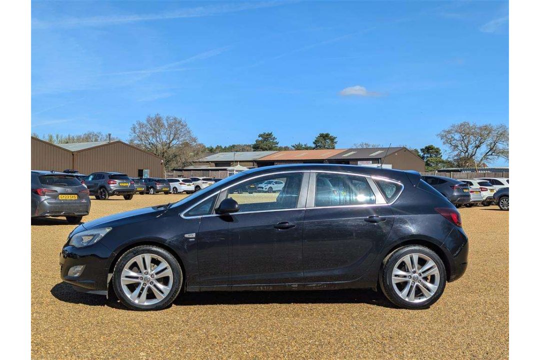 2010 VAUXHALL ASTRA SRI CDTI 157 - Image 2 of 28