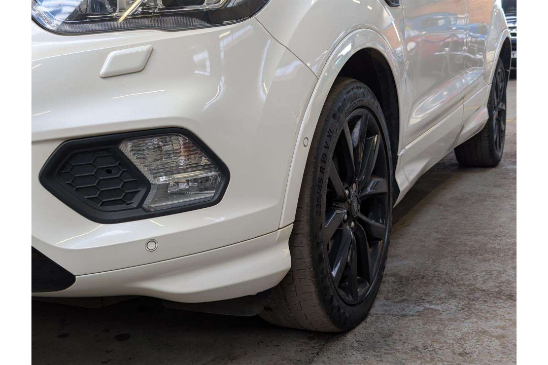 2018 FORD KUGA ST-LINE X 4X4 AUTO - Image 10 of 28