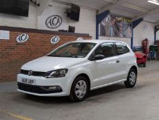 2015 VOLKSWAGEN POLO S AC