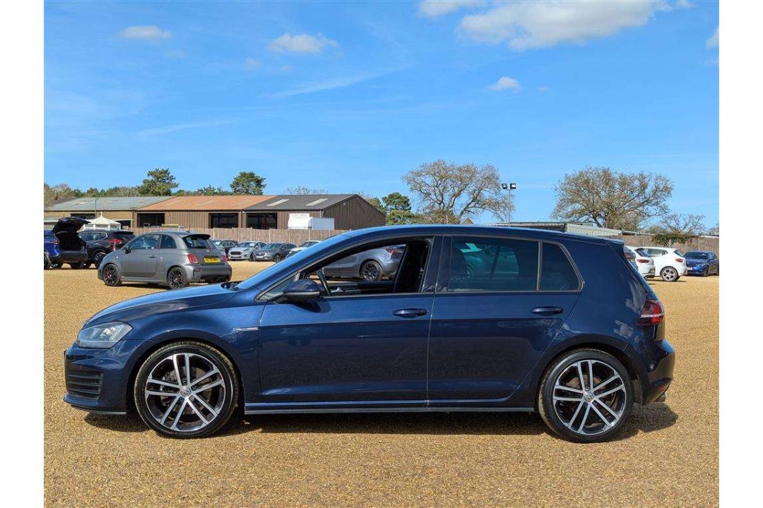 2013 VOLKSWAGEN GOLF GTD - Image 2 of 25