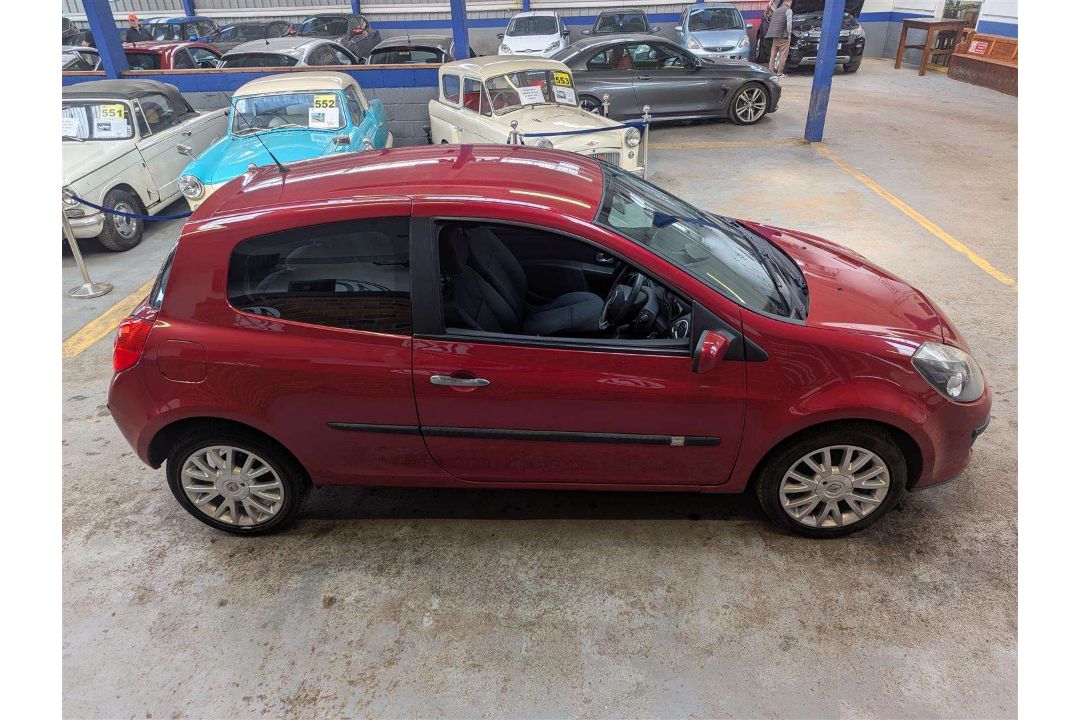 2009 RENAULT CLIO DYNAMIQUE 16V - Image 20 of 26