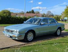 2002 JAGUAR XJ EXECUTIVE AUTO