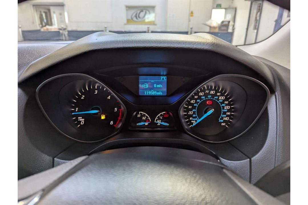2012 FORD FOCUS EDGE TDCI 115 - Image 27 of 28