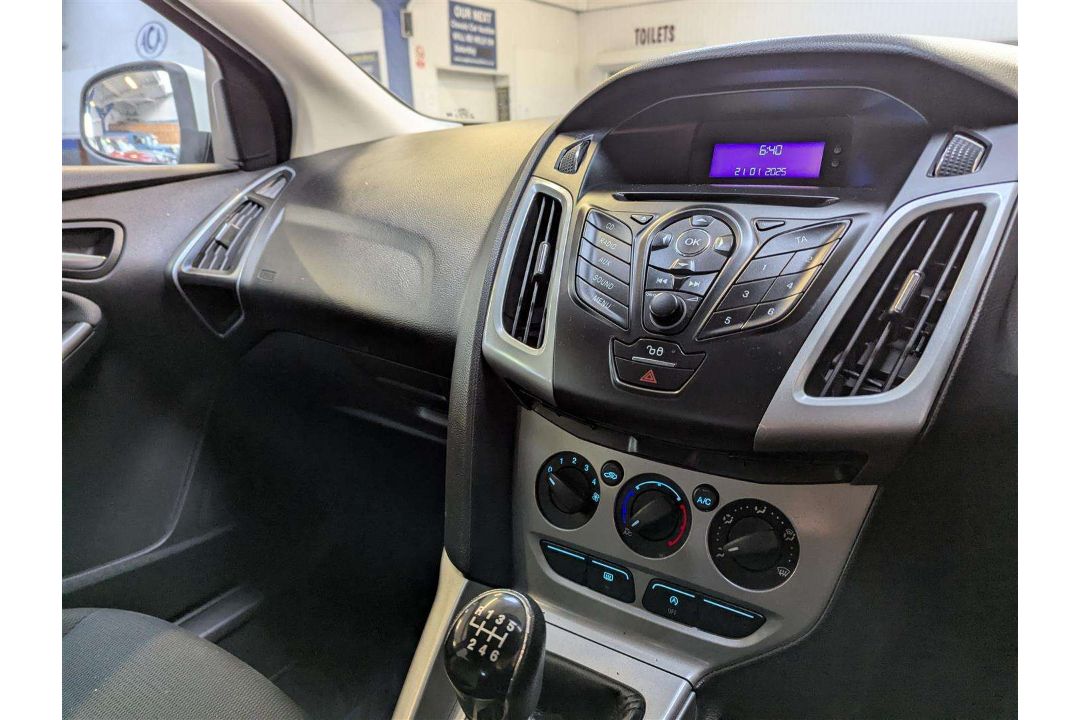 2012 FORD FOCUS EDGE TDCI 115 - Image 26 of 28
