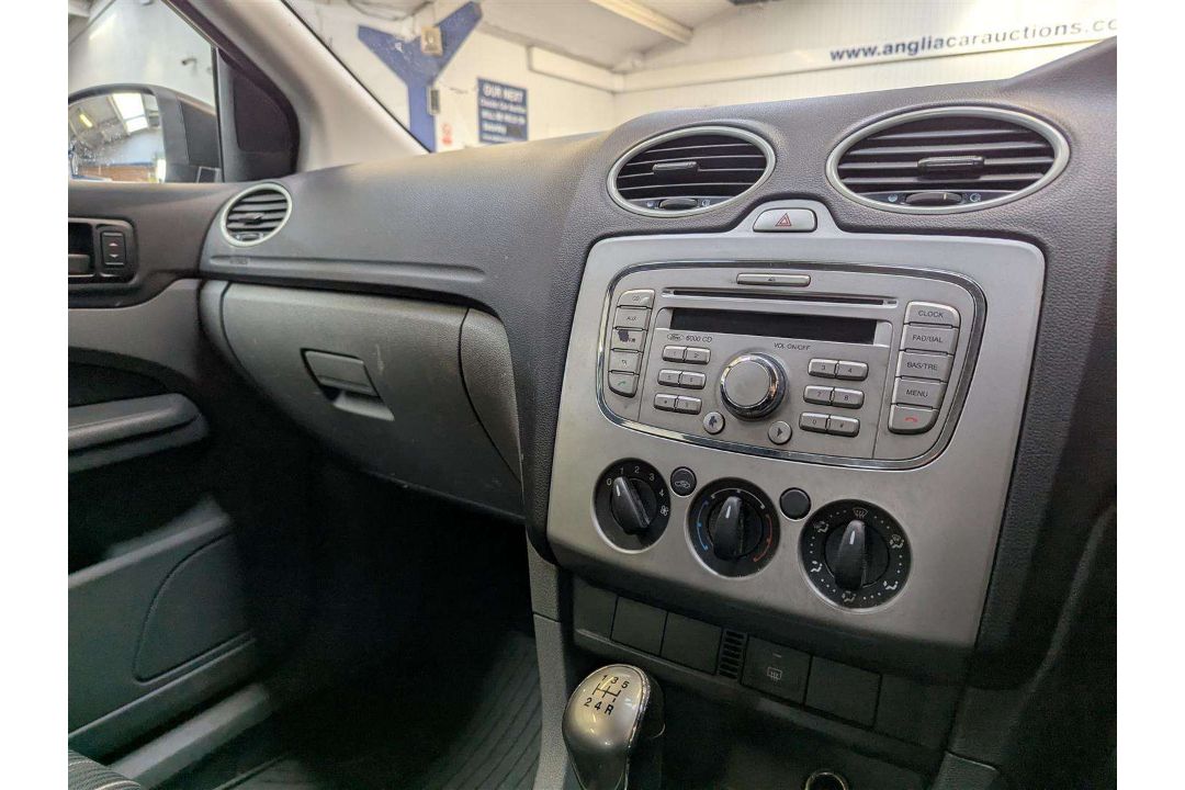 2008 FORD FOCUS TD 90 - Image 25 of 28