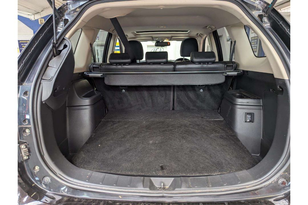 2017 MITSUBISHI OUTLANDER 4H PHEV CVT - Image 16 of 26
