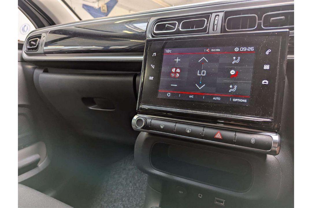 2017 CITROEN C3 FLAIR PURETECH - Image 27 of 30