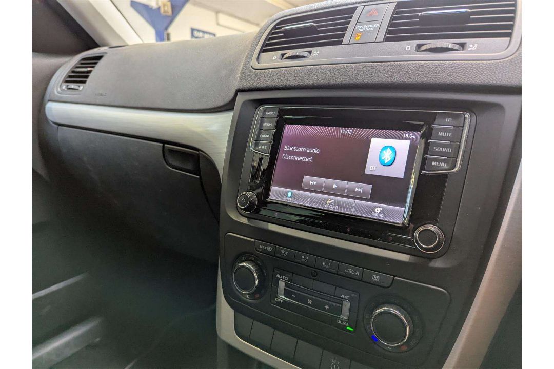 2015 SKODA YETI OUTDOOR SE TDI CR 4X - Image 27 of 30