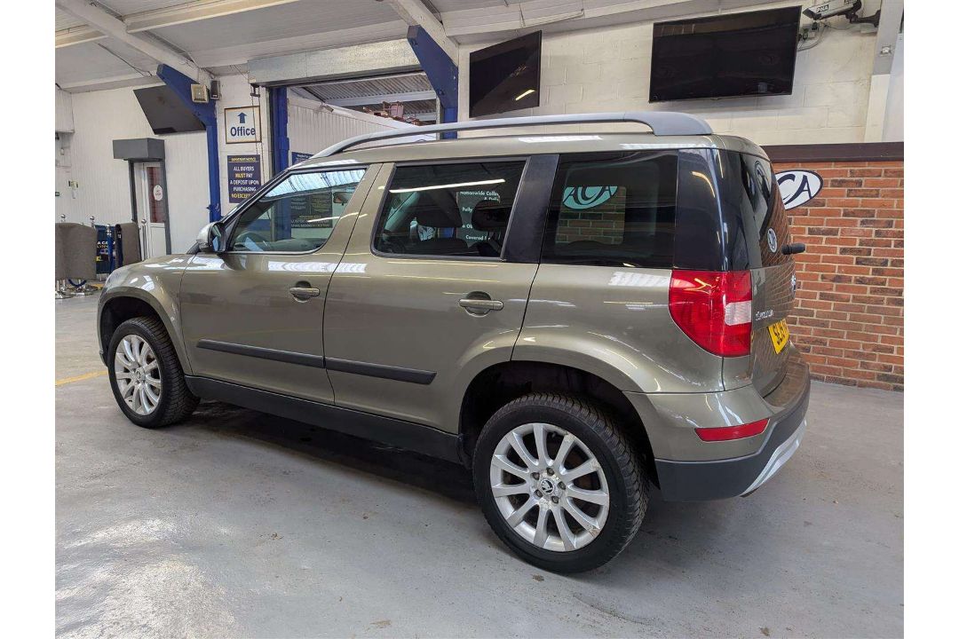 2015 SKODA YETI OUTDOOR SE TDI CR 4X - Image 5 of 30