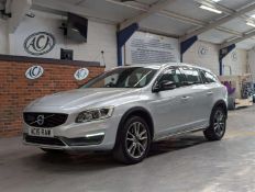 2015 VOLVO V60 CROSS COUNTRY LUX NAV