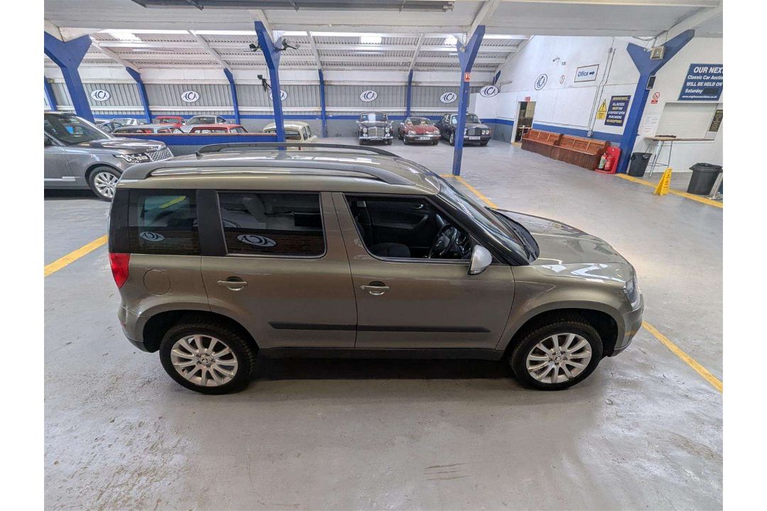 2015 SKODA YETI OUTDOOR SE TDI CR 4X - Image 29 of 30