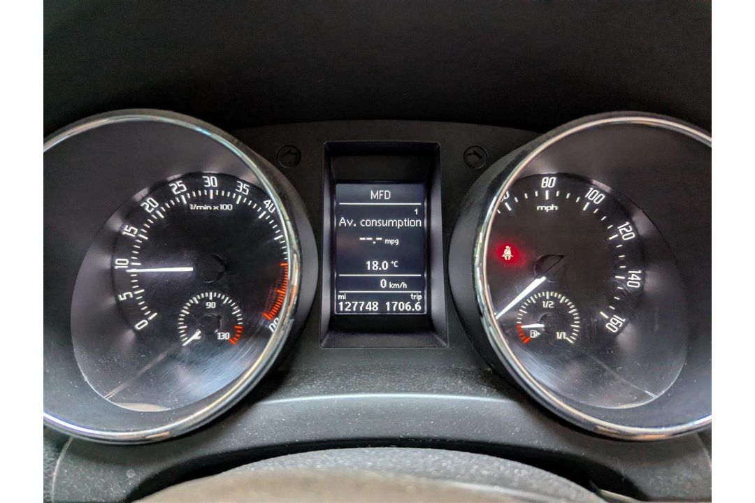 2015 SKODA YETI OUTDOOR SE TDI CR 4X - Image 28 of 30