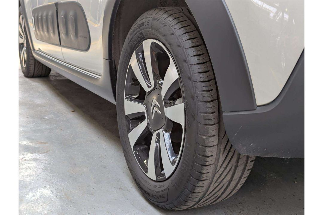 2017 CITROEN C3 FLAIR PURETECH - Image 12 of 30