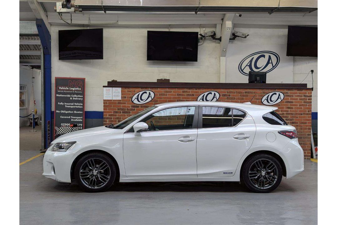 2014 LEXUS CT 200H PREMIER CVT - Image 2 of 29