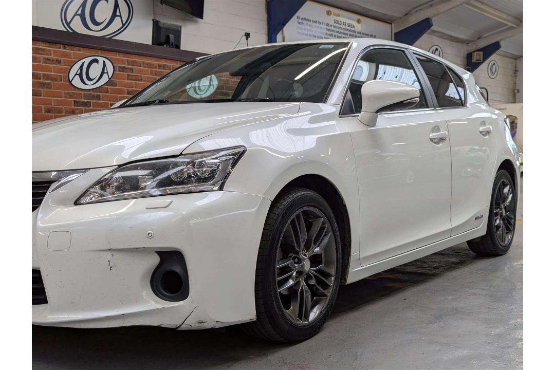 2014 LEXUS CT 200H PREMIER CVT - Image 4 of 29
