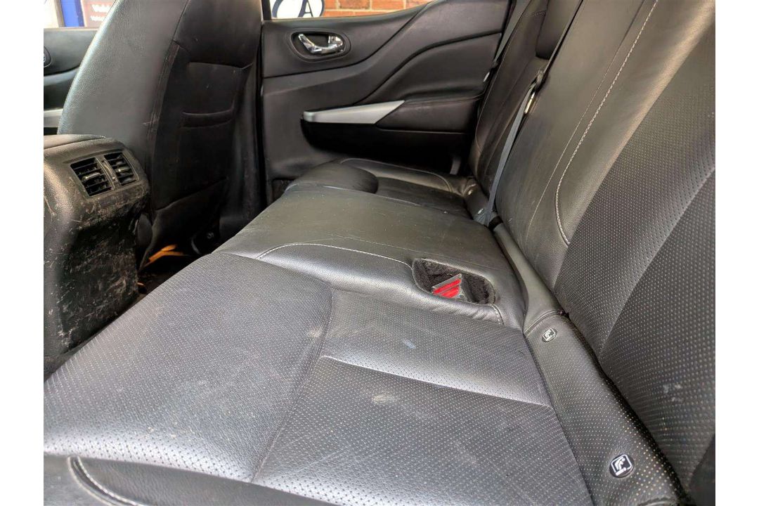 2018 NISSAN NAVARA TEKNA DCI - Image 16 of 27