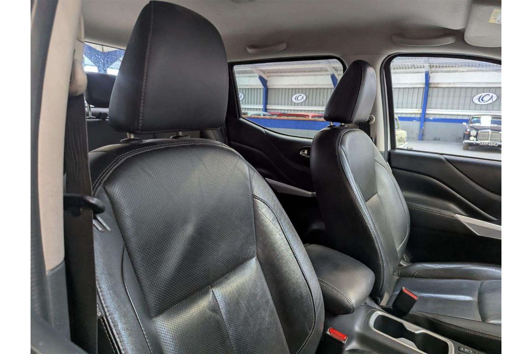 2018 NISSAN NAVARA TEKNA DCI - Image 18 of 27